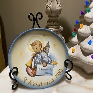 🎄Vintage 1983 “Angelic Messenger” Plate by Berta Hummel. 13th Limited Edition